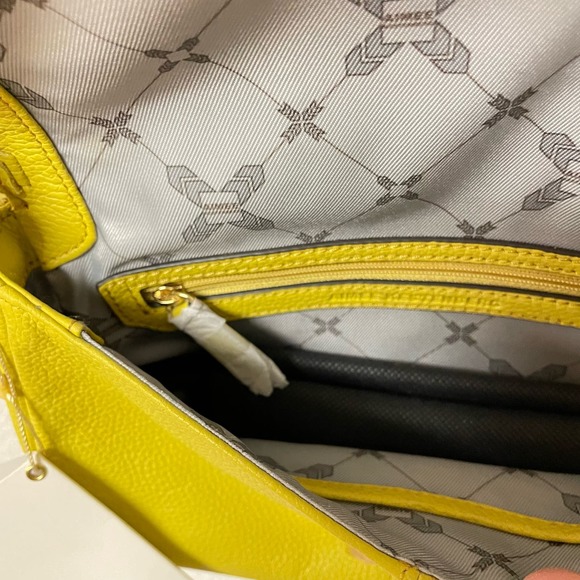 NWT Aimee Kestenberg Pebble Leather Yellow Crossbody Bag - Picture 10 of 13